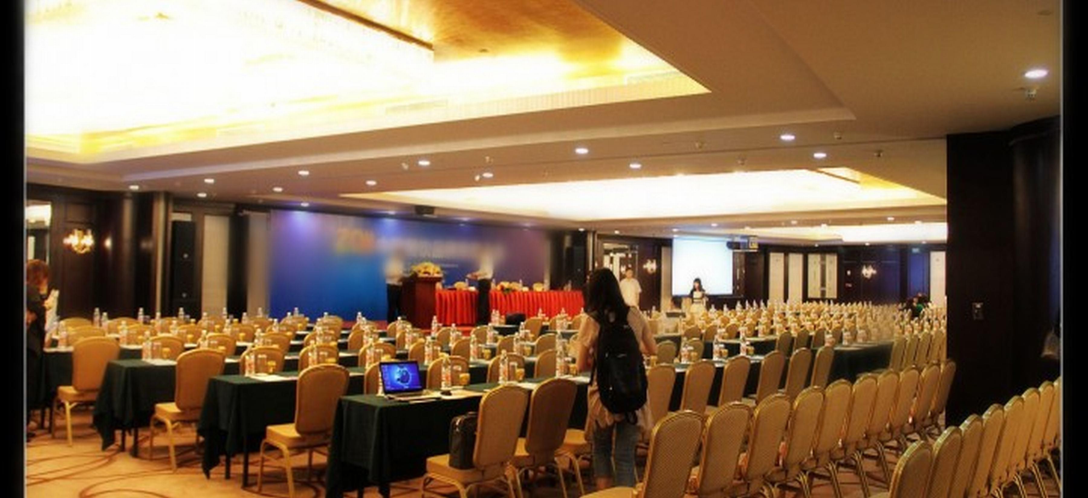 Soluxe Hotel Guangzhou - Overseas Buyers Registration Service&Canton Fair Free Shuttle Bus 15 Apr To 05 May Ngoại thất bức ảnh
