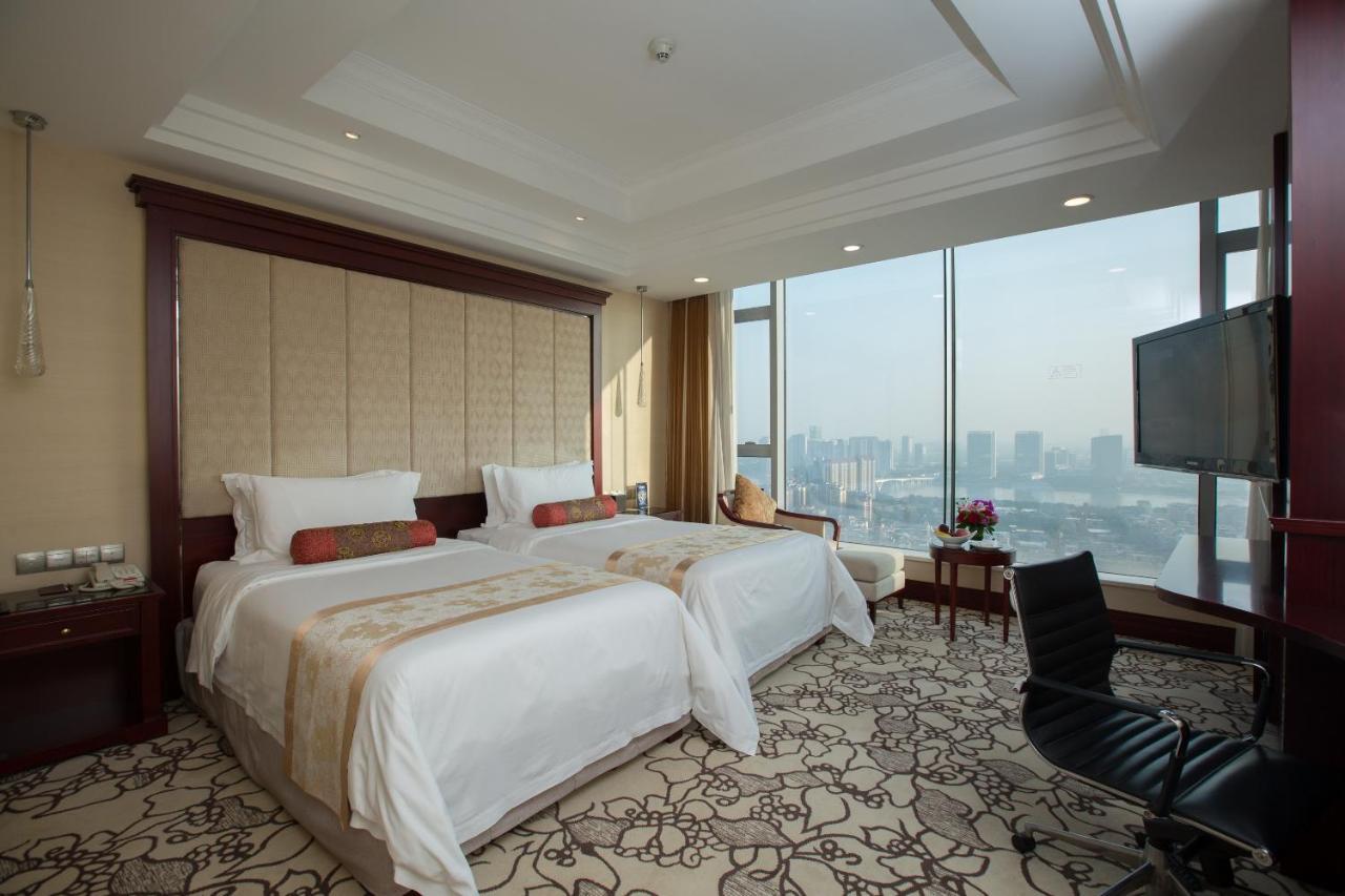 Soluxe Hotel Guangzhou - Overseas Buyers Registration Service&Canton Fair Free Shuttle Bus 15 Apr To 05 May Ngoại thất bức ảnh